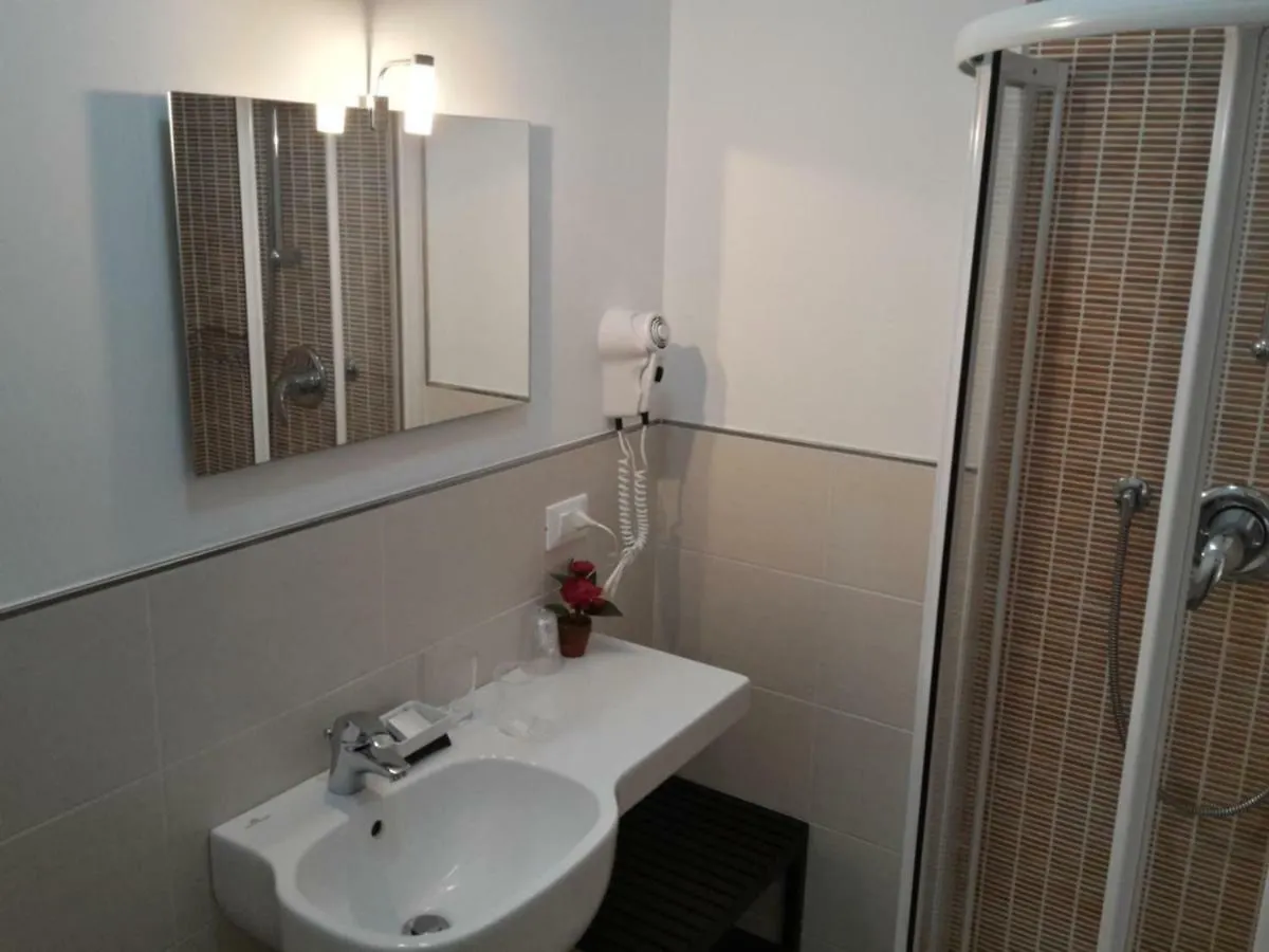B&B Ai Tre Archi Spotorno Bed & Breakfast