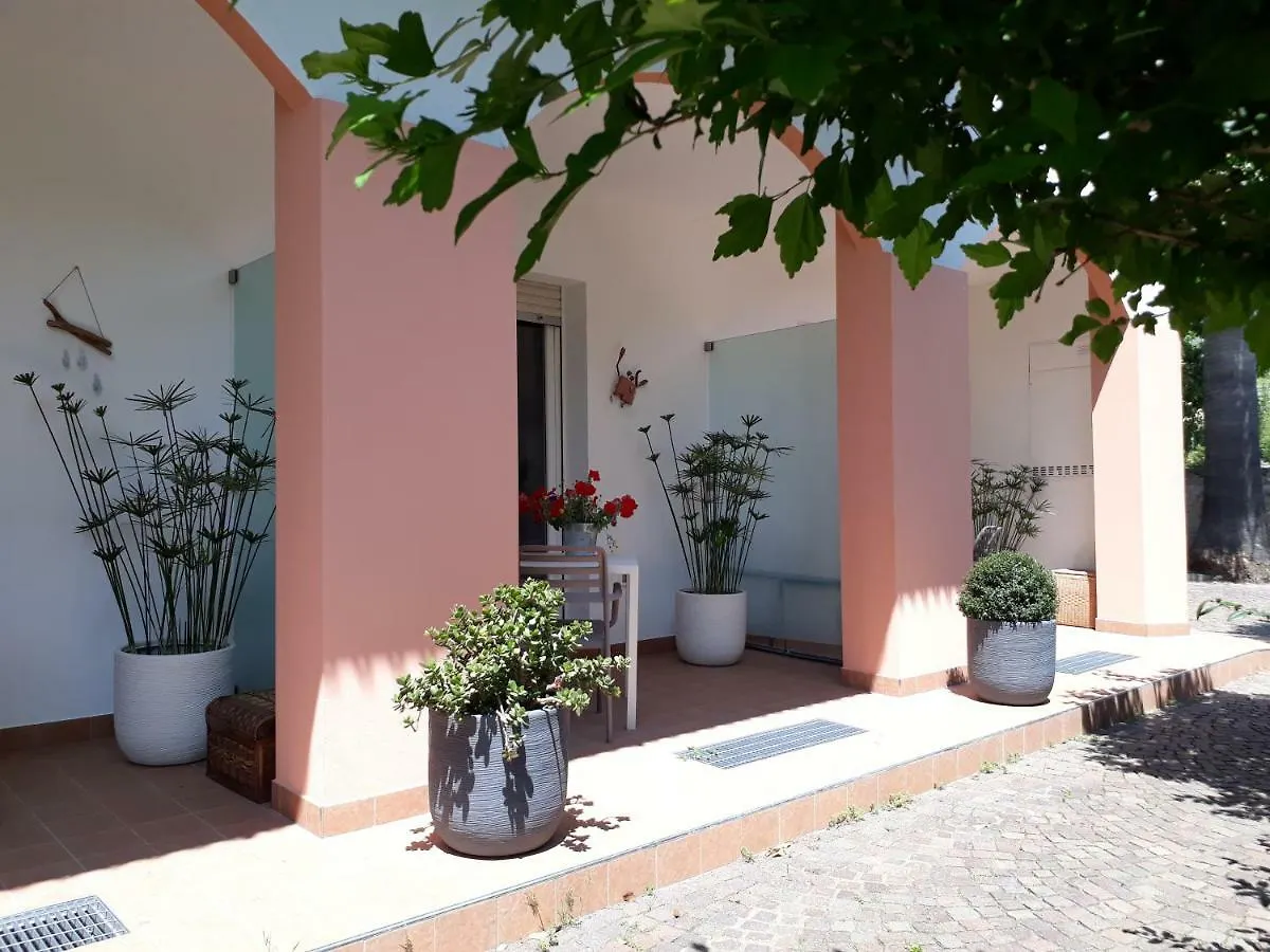Bed & Breakfast B&B Ai Tre Archi Spotorno Italy