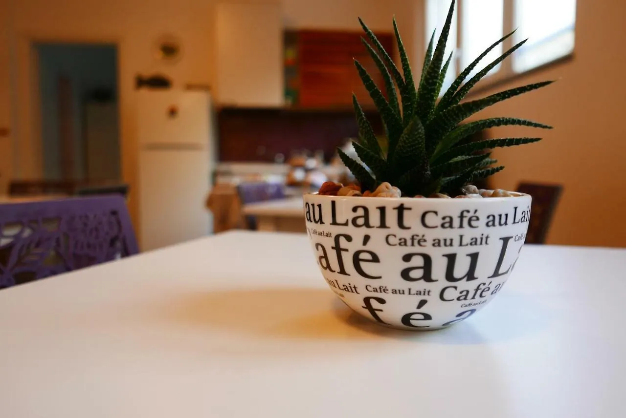 B&B Ai Tre Archi Spotorno Bed & Breakfast