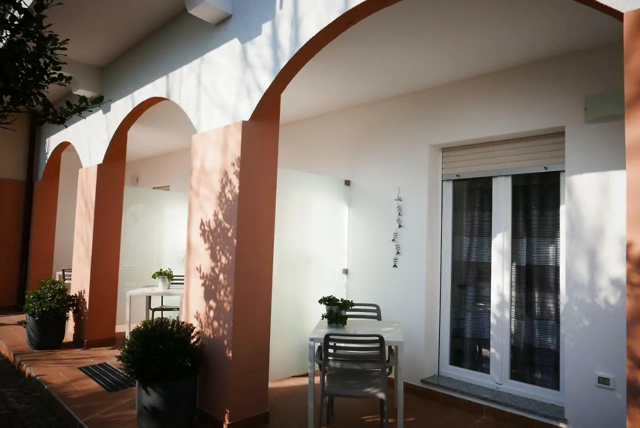 B&B Ai Tre Archi Spotorno Bed & Breakfast